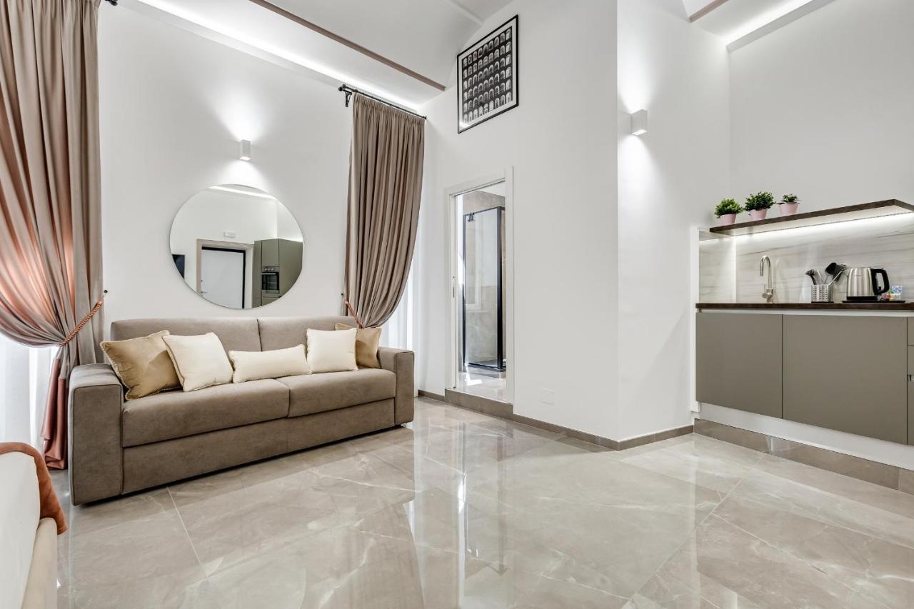 Unoseitre - Luxury Apartment & Suite Рим Екстериор снимка