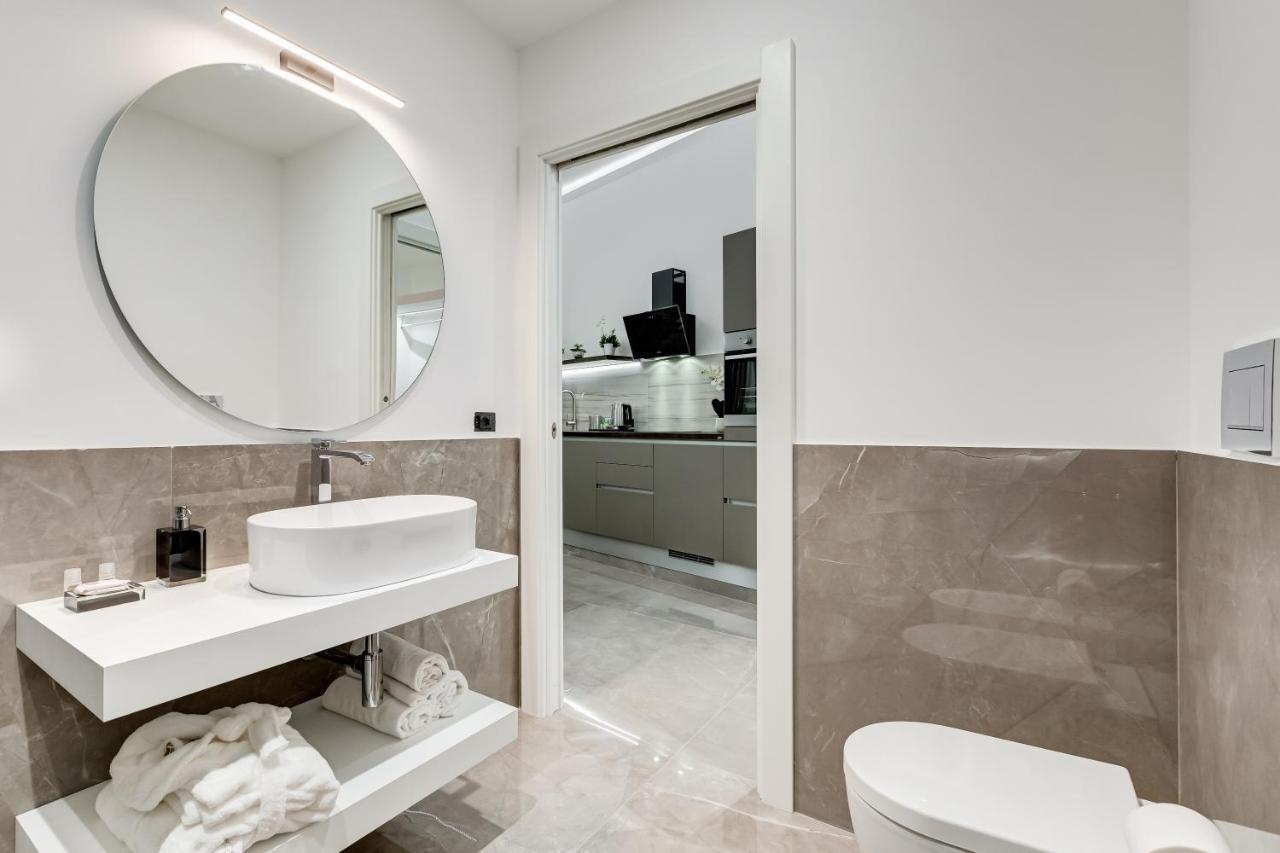 Unoseitre - Luxury Apartment & Suite Рим Екстериор снимка