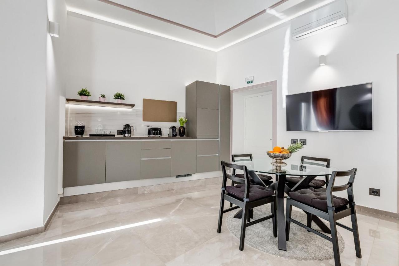 Unoseitre - Luxury Apartment & Suite Рим Екстериор снимка