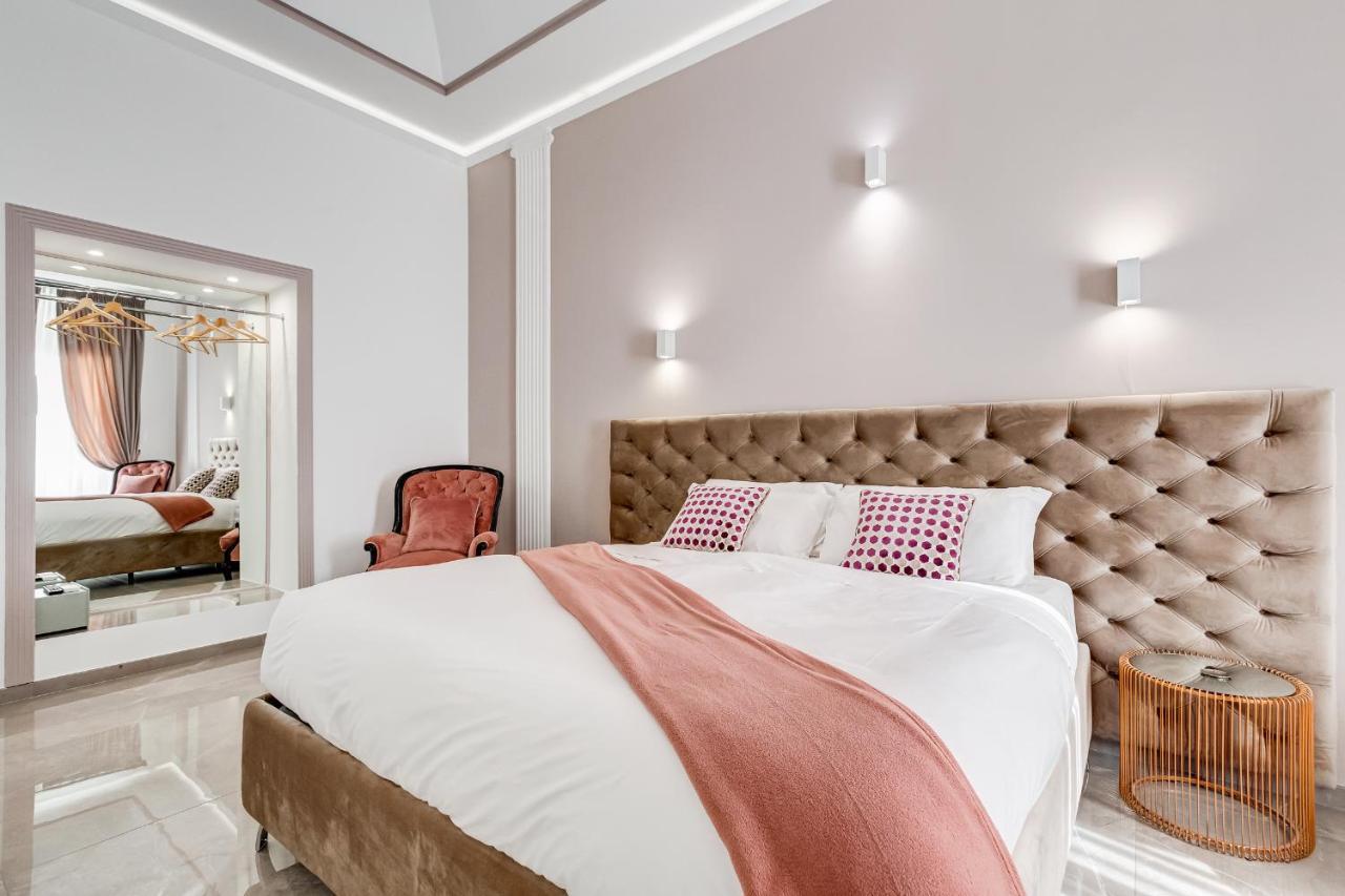 Unoseitre - Luxury Apartment & Suite Рим Екстериор снимка